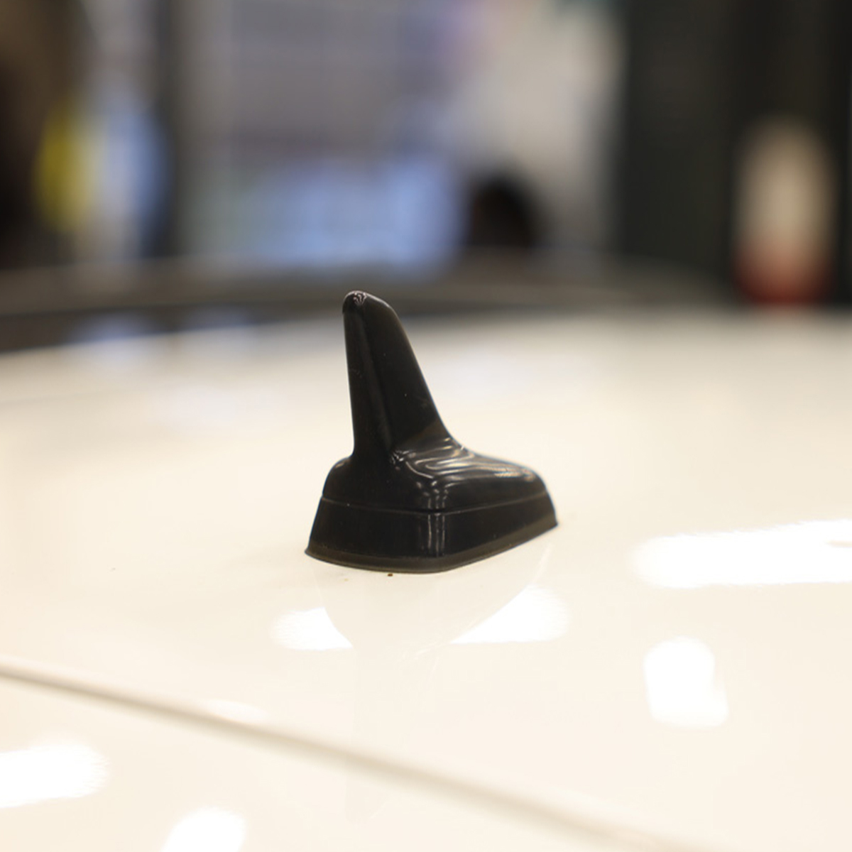 Comment changer votre antenne radio ? - Midas